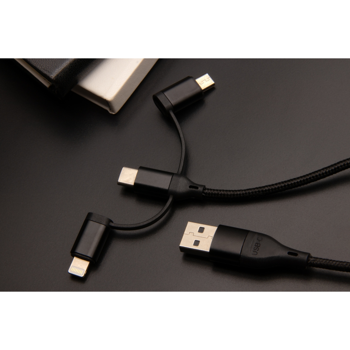 C48 - 40W CarPlay cable