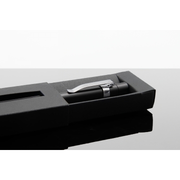 T17 - 12-in-1 Screwdriver
