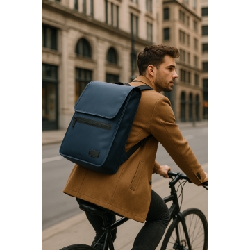 L16 - Magpack Backpack